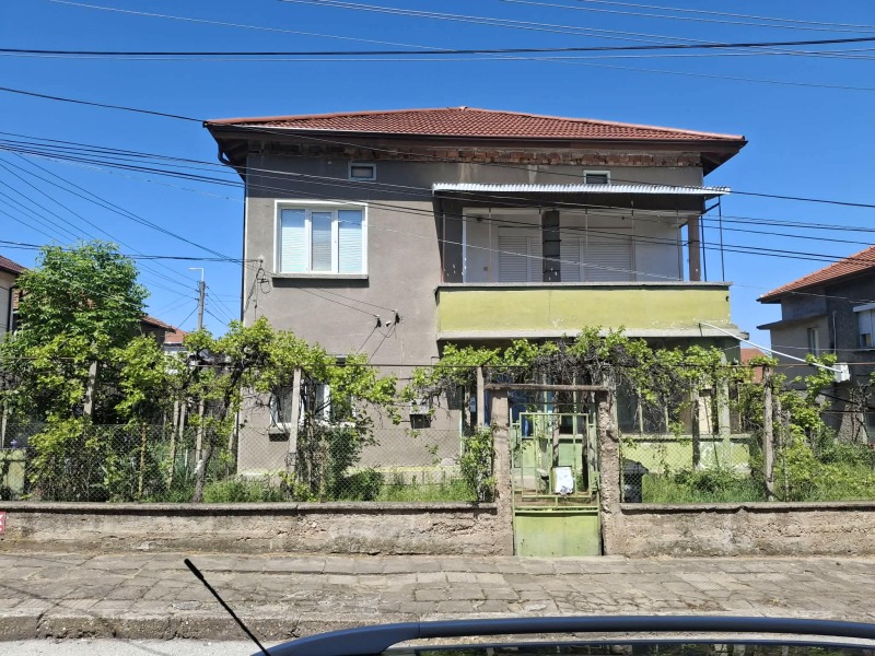 Продава 3-СТАЕН, град Плевен, Широк център • 120000 € / 234699.60 лв. • 37790158 1 — Holmes.bg Продава 3-СТАЕН, град Плевен, Широк център • 120000 € / 234699.60 лв. • 37790158 1
