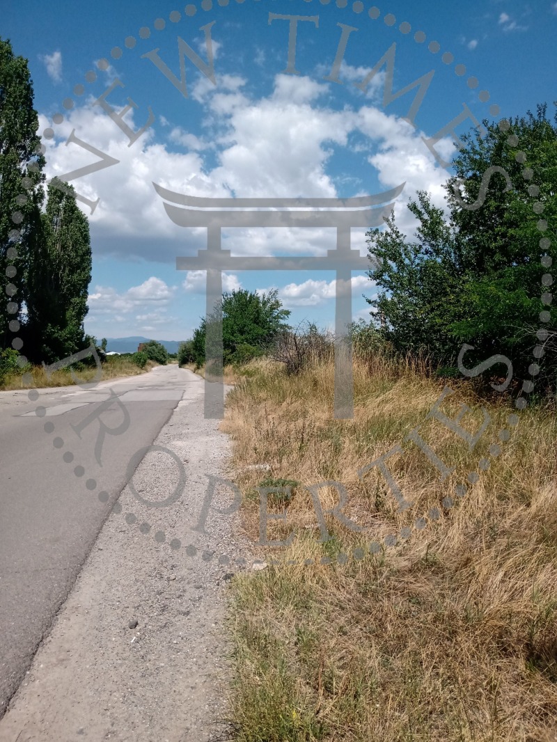 Продава ПАРЦЕЛ, град София, Връбница 1 • 360000 € • 65047851 1 — Holmes.bg Продава ПАРЦЕЛ, град София, Връбница 1 • 360000 € • 65047851 1