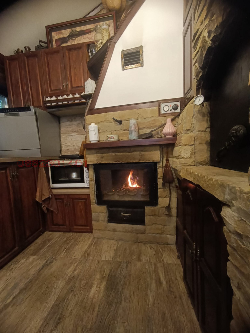 Продава КЪЩА, област Сливен, с. Градец • 75000 € / 146687.25 лв. • 83150155 1 — Holmes.bg Продава КЪЩА, област Сливен, с. Градец • 75000 € / 146687.25 лв. • 83150155 1