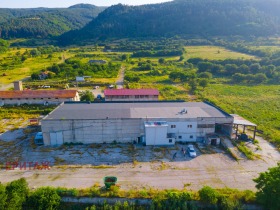 Обява Продава ПРОМ. ПОМЕЩЕНИЕ,с. Горна Малина, област София>