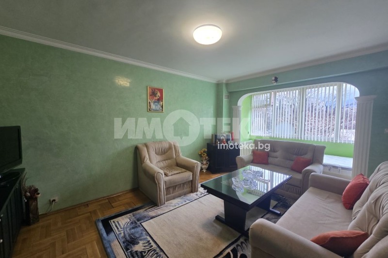 Продава 2-СТАЕН, град София, Красна поляна 1 • 158000 € / 309021.14 лв. • 51150378 1 — Holmes.bg Продава 2-СТАЕН, град София, Красна поляна 1 • 158000 € / 309021.14 лв. • 51150378 1