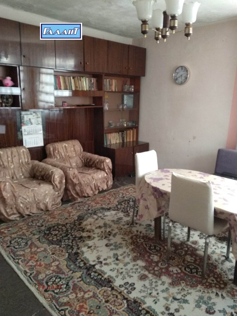 Продава КЪЩА, град Варна, Трошево • 175000 € / 342270.25 лв. • 38346591 1 — Holmes.bg Продава КЪЩА, град Варна, Трошево • 175000 € / 342270.25 лв. • 38346591 1