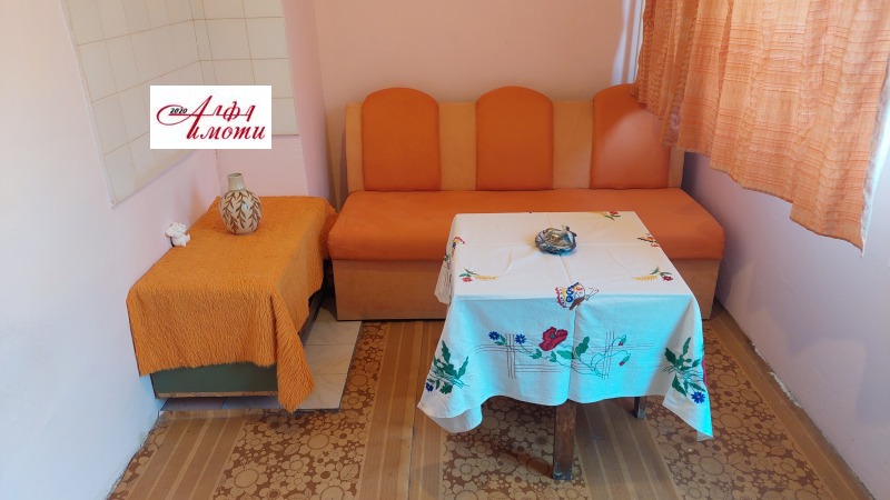 Продава 1-СТАЕН, град Шумен, Боян Българанов 1 • 59500 € • 44669757 1 — Holmes.bg Продава 1-СТАЕН, град Шумен, Боян Българанов 1 • 59500 € • 44669757 1