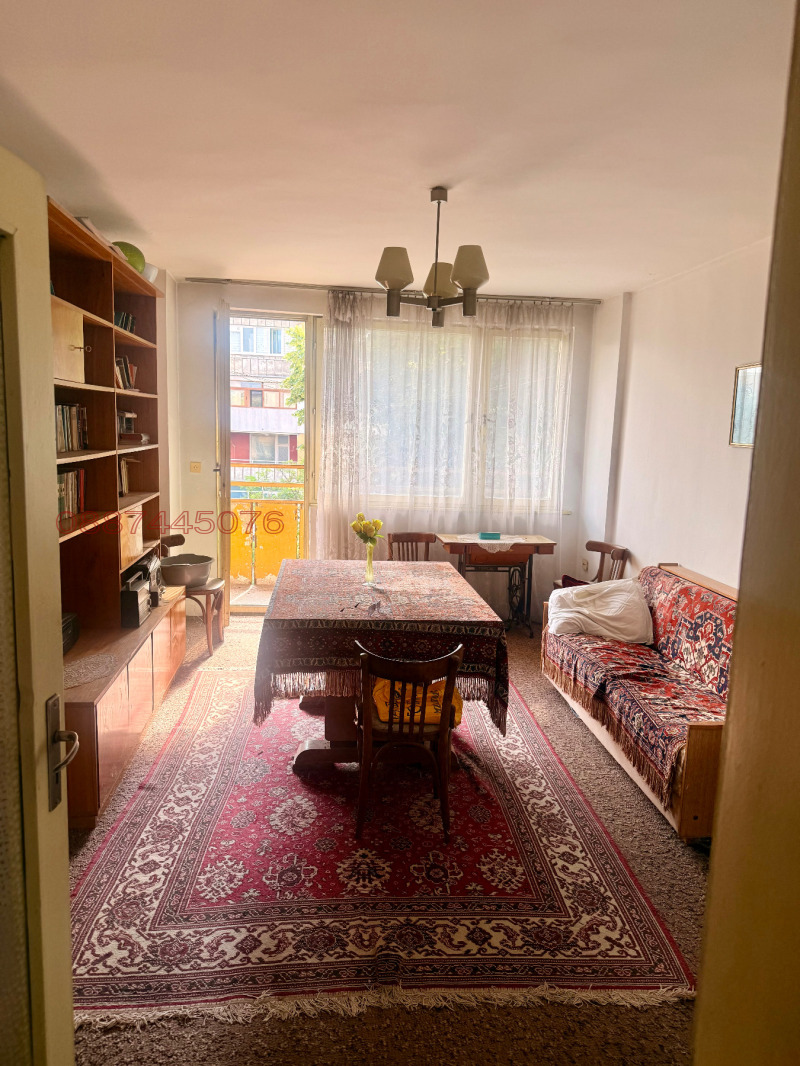 Продава 3-СТАЕН, град Ловеч, Център • 92000 € / 179936.36 лв. • 62014868 1 — Holmes.bg Продава 3-СТАЕН, град Ловеч, Център • 92000 € / 179936.36 лв. • 62014868 1