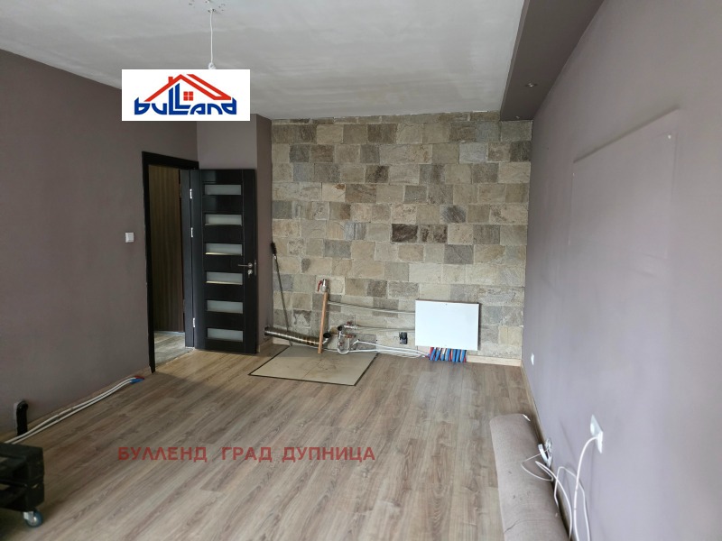 Продава 3-СТАЕН, област Кюстендил, гр. Дупница • 105000 € • 68689159 1 — Holmes.bg Продава 3-СТАЕН, област Кюстендил, гр. Дупница • 105000 € • 68689159 1