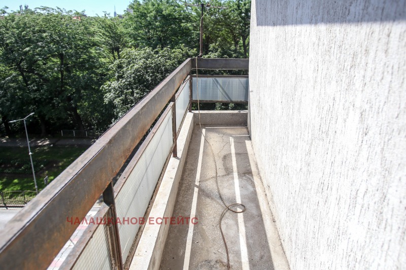 Продава 3-СТАЕН, град София, Център • 420000 € / 821448.60 лв. • 33359037 1 — Holmes.bg Продава 3-СТАЕН, град София, Център • 420000 € / 821448.60 лв. • 33359037 1