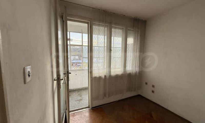 Продава 3-СТАЕН, град Велико Търново, Център • 108000 € / 211229.64 лв. • 26903544 1 — Holmes.bg Продава 3-СТАЕН, град Велико Търново, Център • 108000 € / 211229.64 лв. • 26903544 1