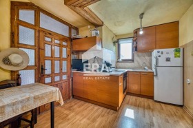 Обява Продава КЪЩА,гр. Каварна, област Добрич