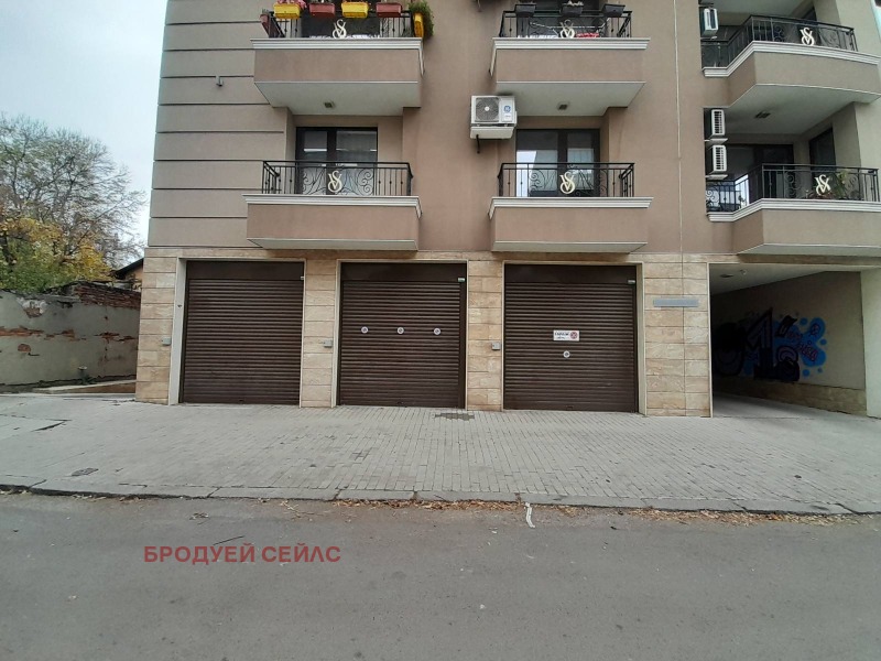 Продава ГАРАЖ, ПАРКОМЯСТО, град София, Център • 99000 € / 193627.17 лв. • 16291766 1 — Holmes.bg Продава ГАРАЖ, ПАРКОМЯСТО, град София, Център • 99000 € / 193627.17 лв. • 16291766 1