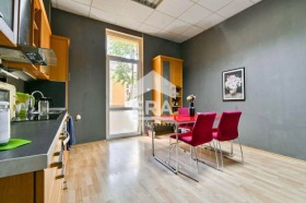 МНОГОСТАЕН, 154 m2 - Holmes.bg МНОГОСТАЕН, 154 m2