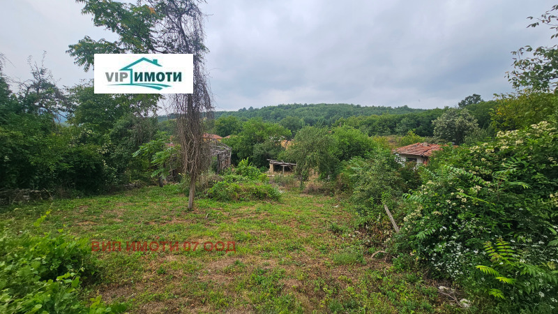 Продава ПАРЦЕЛ, област Ловеч, с. Казачево • 12000 € • 50756000 1 — Holmes.bg Продава ПАРЦЕЛ, област Ловеч, с. Казачево • 12000 € • 50756000 1