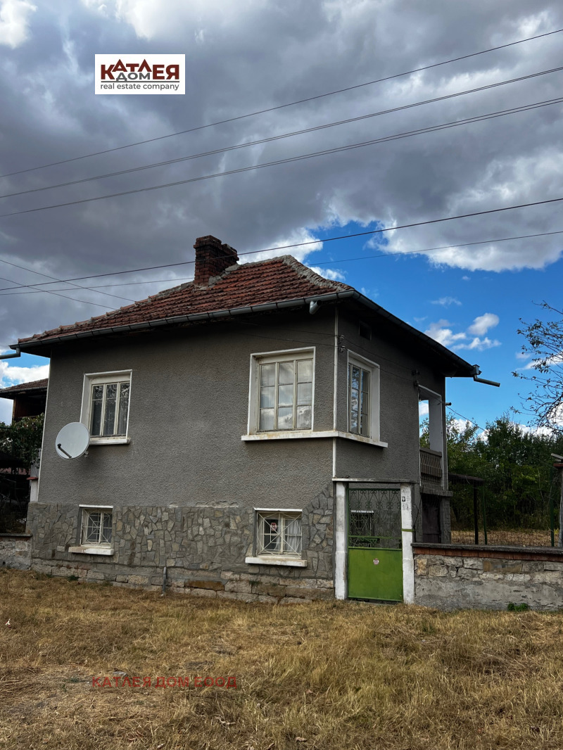Продава КЪЩА, област Враца, с. Горно Пещене • 45000 € • 15651423 1 — Holmes.bg Продава КЪЩА, област Враца, с. Горно Пещене • 45000 € • 15651423 1