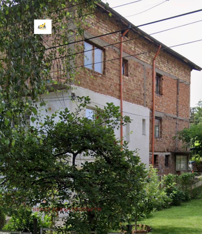 Продава ЕТАЖ ОТ КЪЩА, град София, гр. Банкя • 155000 € • 43554634 1 — Holmes.bg Продава ЕТАЖ ОТ КЪЩА, град София, гр. Банкя • 155000 € • 43554634 1