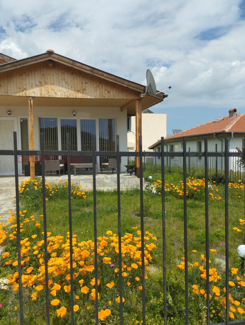 Продава КЪЩА, област Бургас, гр. Каблешково • 170000 € • 39771411 1 — Holmes.bg Продава КЪЩА, област Бургас, гр. Каблешково • 170000 € • 39771411 1