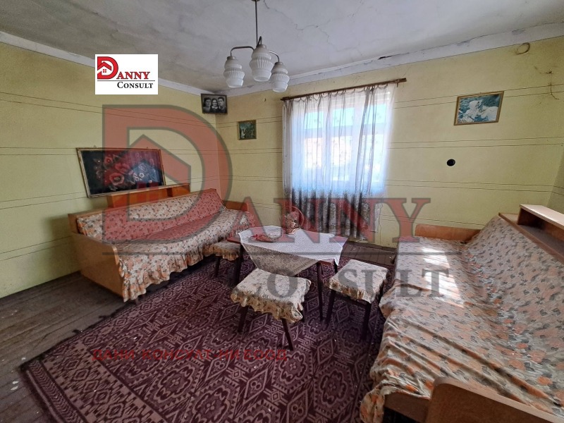 Продава КЪЩА, област Велико Търново, с. Ореш • 23000 € • 65202986 1 — Holmes.bg Продава КЪЩА, област Велико Търново, с. Ореш • 23000 € • 65202986 1