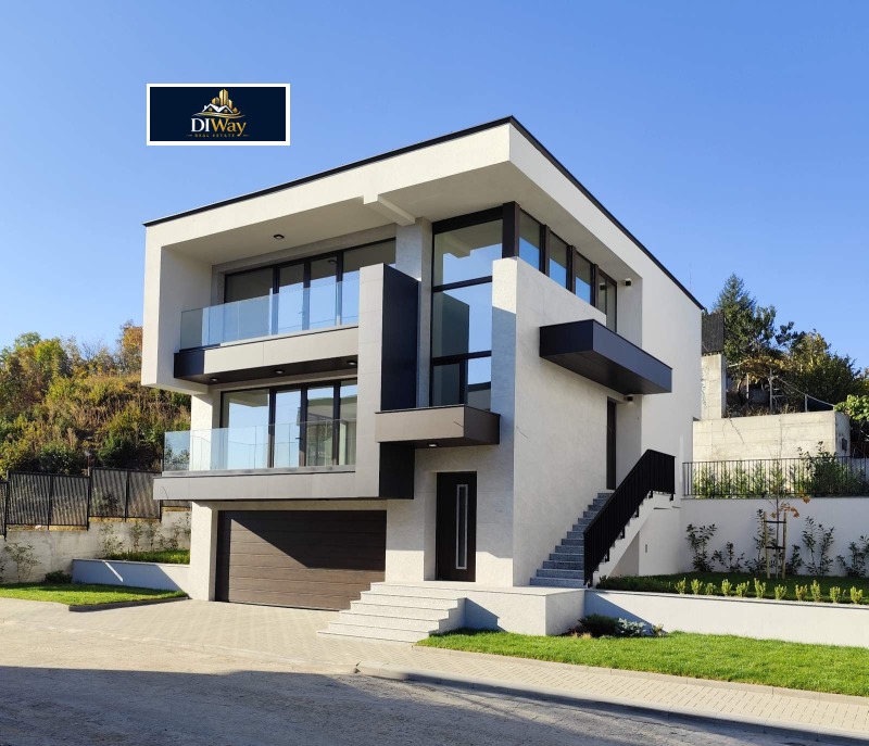Продава КЪЩА, град София, м-т Камбаните • 730100 € • 80568272 1 — Holmes.bg Продава КЪЩА, град София, м-т Камбаните • 730100 € • 80568272 1