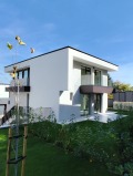 Продава КЪЩА, град София, м-т Камбаните • 730100 € • 80568272 8 — Holmes.bg Продава КЪЩА, град София, м-т Камбаните • 730100 € • 80568272 8