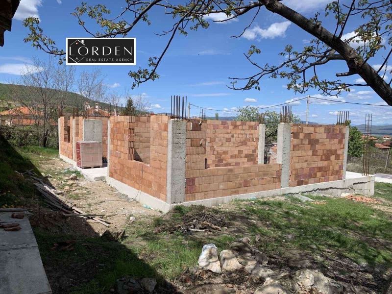 Продава КЪЩА, област Пазарджик, с. Симеоновец • 85000 € / 166245.55 лв. • 58783571 1 — Holmes.bg Продава КЪЩА, област Пазарджик, с. Симеоновец • 85000 € / 166245.55 лв. • 58783571 1