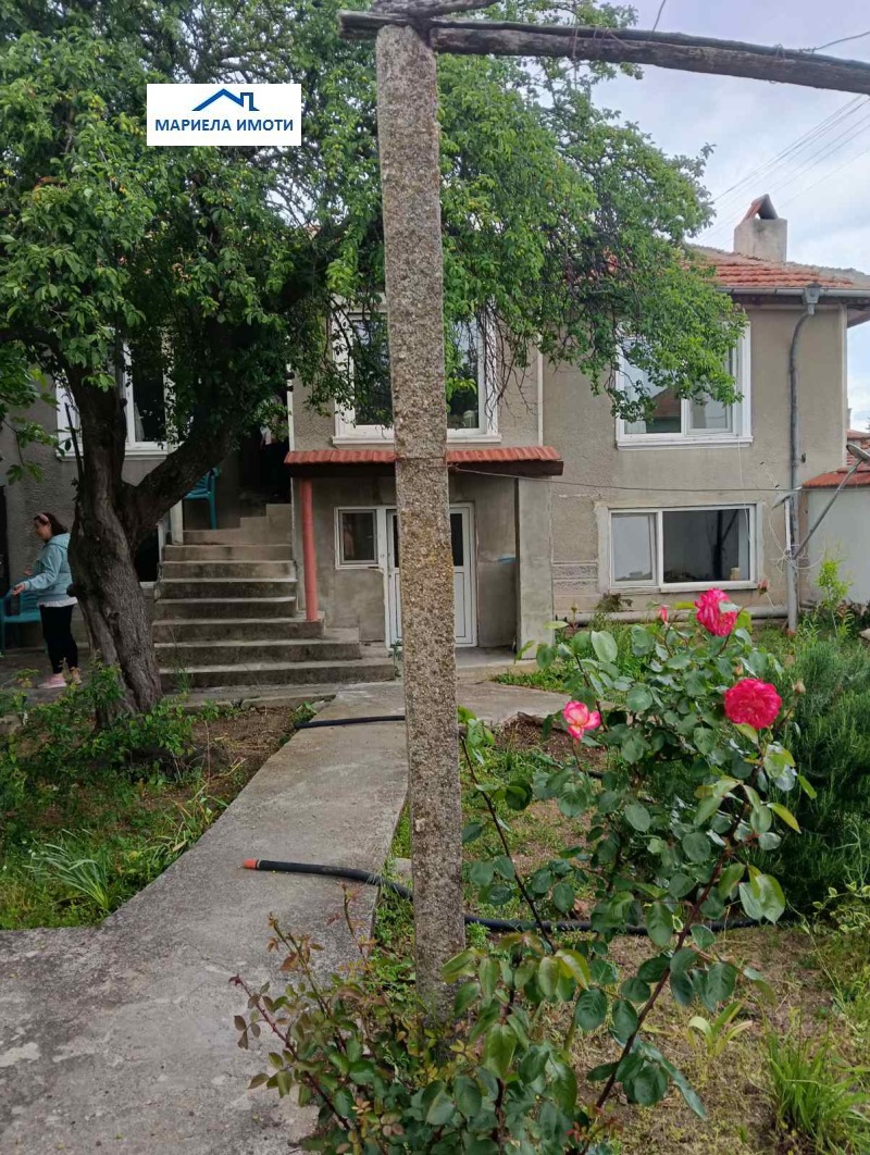 Продава КЪЩА, област Пловдив, с. Чоба • 27500 € • 39467566 1 — Holmes.bg Продава КЪЩА, област Пловдив, с. Чоба • 27500 € • 39467566 1