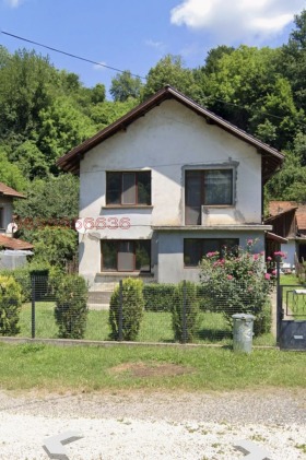 Обява Продава КЪЩА,гр. Тетевен, област Ловеч