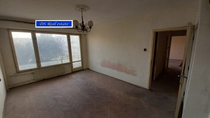 Продава 2-СТАЕН, град Разград, Абритус • 59000 € • 30758196 1 — Holmes.bg Продава 2-СТАЕН, град Разград, Абритус • 59000 € • 30758196 1