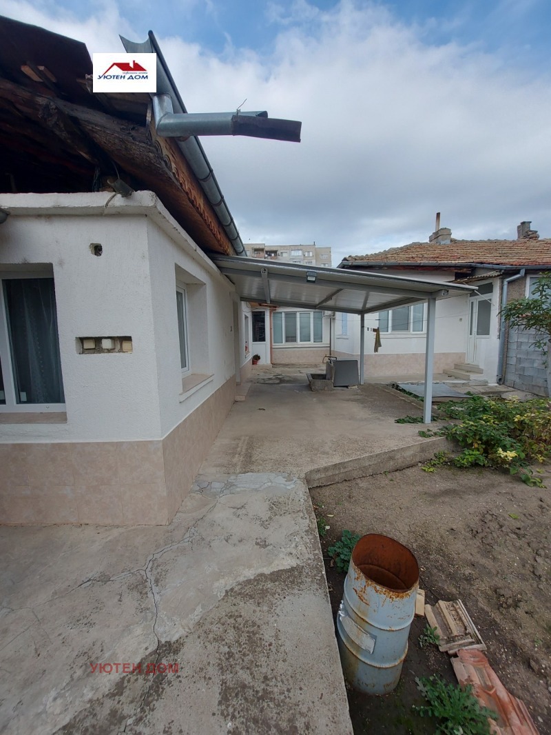 Продава КЪЩА, град Шумен, Добруджански • 225000 лв. / 115040.67 € • 98560666 1 — Holmes.bg Продава КЪЩА, град Шумен, Добруджански • 225000 лв. / 115040.67 € • 98560666 1