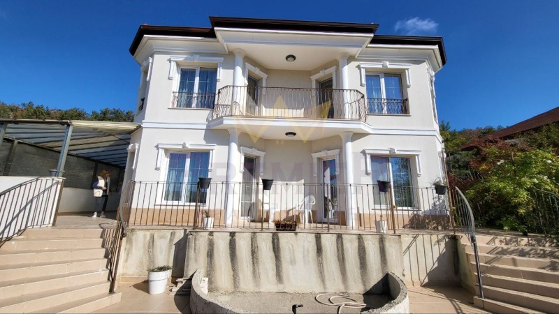 Продава КЪЩА, град Варна, м-т Манастирски рид • 530000 € • 62443441 1 — Holmes.bg Продава КЪЩА, град Варна, м-т Манастирски рид • 530000 € • 62443441 1