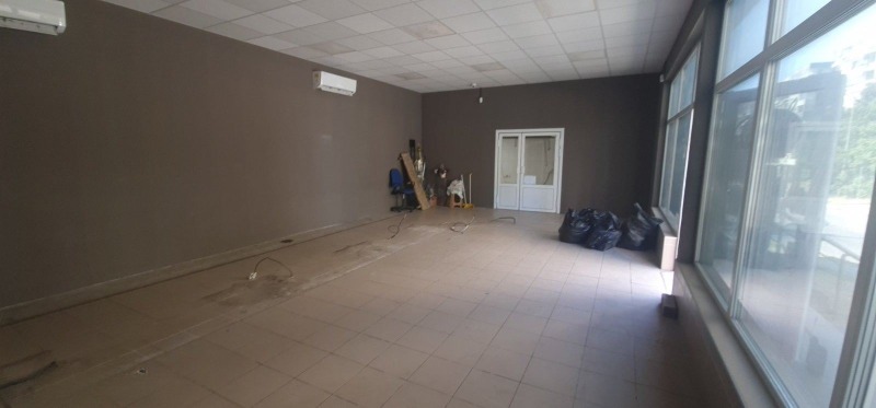 Продава МАГАЗИН, град Варна, Младост 2 • 174000 € / 340314.42 лв. • 45558959 1 — Holmes.bg Продава МАГАЗИН, град Варна, Младост 2 • 174000 € / 340314.42 лв. • 45558959 1