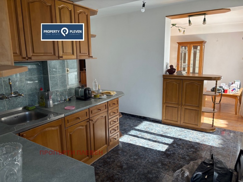 Продава 4-СТАЕН, град Плевен, Широк център • 250000 € / 488957.50 лв. • 17808677 1 — Holmes.bg Продава 4-СТАЕН, град Плевен, Широк център • 250000 € / 488957.50 лв. • 17808677 1