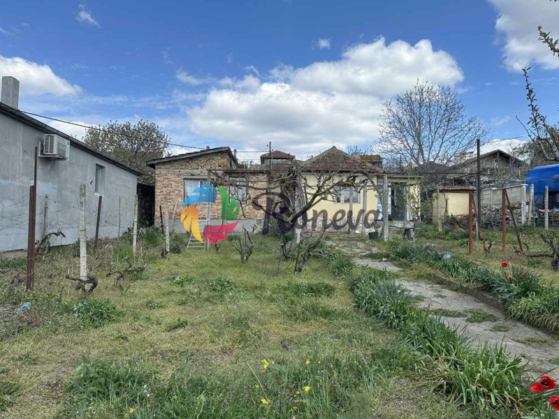 Продава КЪЩА, област Варна, гр. Белослав • 69000 € / 134952.27 лв. • 89144601 1 — Holmes.bg Продава КЪЩА, област Варна, гр. Белослав • 69000 € / 134952.27 лв. • 89144601 1