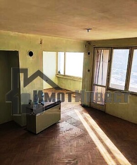 Продажба на тристайни апартаменти в град Ямбол - изображение 5 