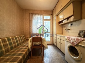 Обява Продава 3-СТАЕН,град Пловдив, Кючук Париж