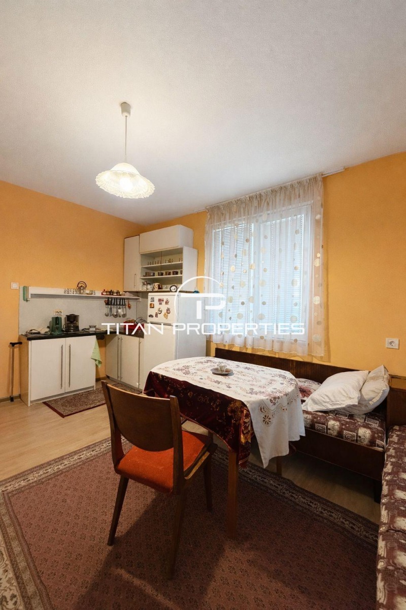 Продава ЕТАЖ ОТ КЪЩА, град Пловдив, Христо Смирненски • 175900 € • 81505252 1 — Holmes.bg Продава ЕТАЖ ОТ КЪЩА, град Пловдив, Христо Смирненски • 175900 € • 81505252 1