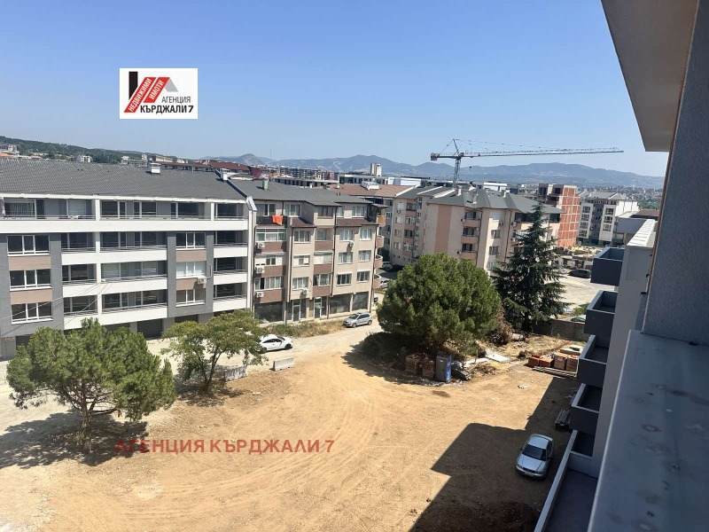 Продава 3-СТАЕН, град Кърджали, Възрожденци • 79500 € / 155488.48 лв. • 26151781 1 — Holmes.bg Продава 3-СТАЕН, град Кърджали, Възрожденци • 79500 € / 155488.48 лв. • 26151781 1