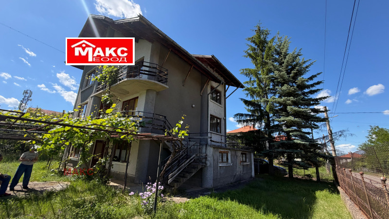 Продава КЪЩА, област Перник, с. Ноевци • 189000 € / 369651.87 лв. • 65634685 1 — Holmes.bg Продава КЪЩА, област Перник, с. Ноевци • 189000 € / 369651.87 лв. • 65634685 1