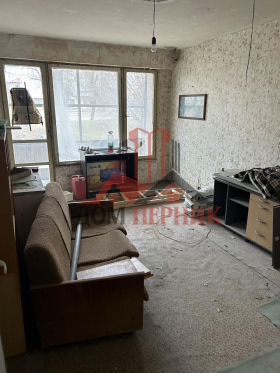 Продажба на тристайни апартаменти в област Перник - изображение 8 