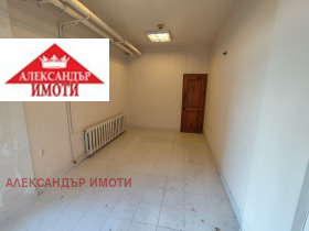 АТЕЛИЕ, ТАВАН, 20 m2 - Holmes.bg АТЕЛИЕ, ТАВАН, 20 m2