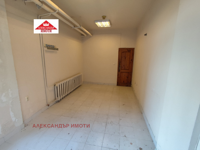 Продава АТЕЛИЕ, ТАВАН, град София, Център • 44000 € • 41656700 1 — Holmes.bg Продава АТЕЛИЕ, ТАВАН, град София, Център • 44000 € • 41656700 1