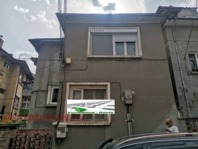 Продава Етаж от къща, гр. Асеновград