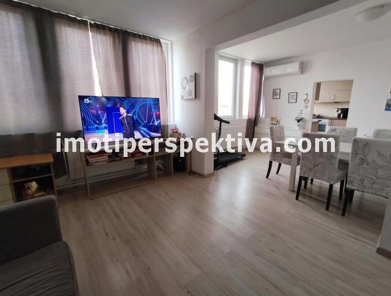 Продава  Етаж от къща, област Пловдив, с. Скутаре •  161 160 EUR • ID 64592058 — holmes.bg - [1] 