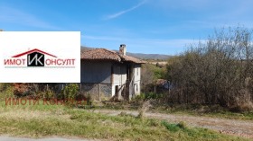 Продажба на къщи в област Велико Търново - изображение 19 