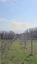 Продава ПАРЦЕЛ, град Варна, Галата • 160000 € / 312932.80 лв. • 10240693 2 — Holmes.bg Продава ПАРЦЕЛ, град Варна, Галата • 160000 € / 312932.80 лв. • 10240693 2