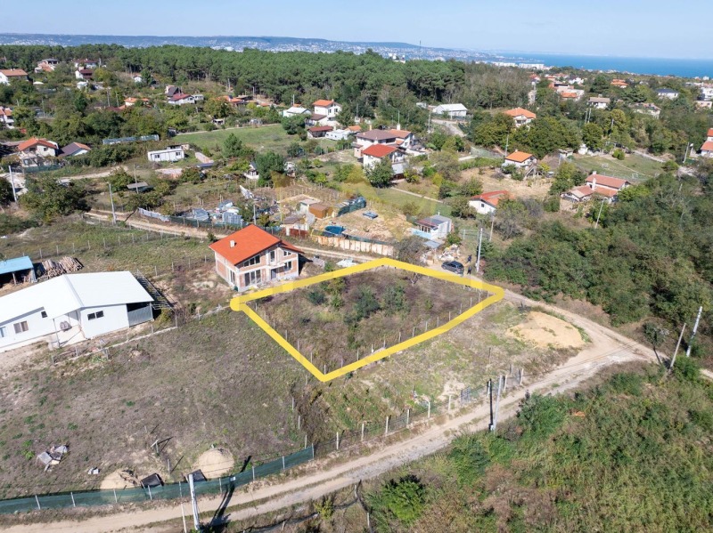 Продава ПАРЦЕЛ, град Варна, м-т Боровец - юг • 61000 € • 82427200 1 — Holmes.bg Продава ПАРЦЕЛ, град Варна, м-т Боровец - юг • 61000 € • 82427200 1