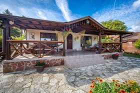 Обява Продава КЪЩА,гр. Балчик, област Добрич