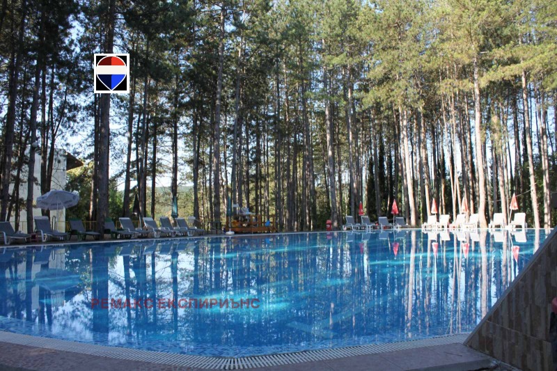 Продава ХОТЕЛ, област Стара Загора, с. Старозагорски бани • 4000000 € / 7823320.00 лв. • 16543926 1 — Holmes.bg Продава ХОТЕЛ, област Стара Загора, с. Старозагорски бани • 4000000 € / 7823320.00 лв. • 16543926 1