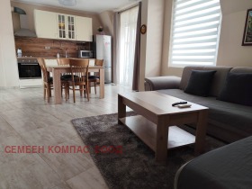 Обява Продава 2-СТАЕН,град Пловдив, Център