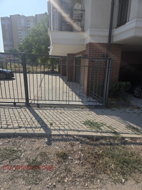 Снимка Продава ГАРАЖ, ПАРКОМЯСТО