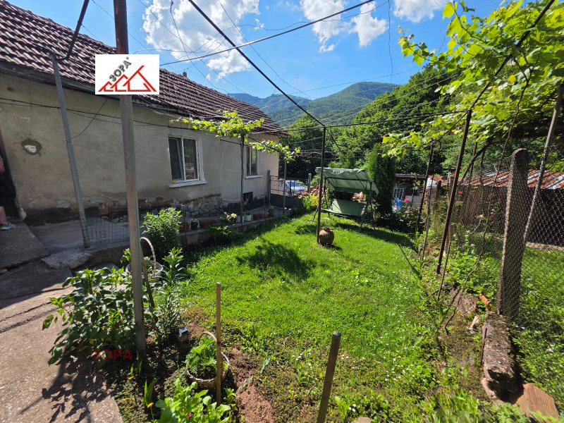 Продава КЪЩА, област Враца, с. Згориград • 50000 € / 97791.50 лв. • 30097997 1 — Holmes.bg Продава КЪЩА, област Враца, с. Згориград • 50000 € / 97791.50 лв. • 30097997 1