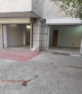 Обява Продава ГАРАЖ,град Русе, Чародейка - Юг