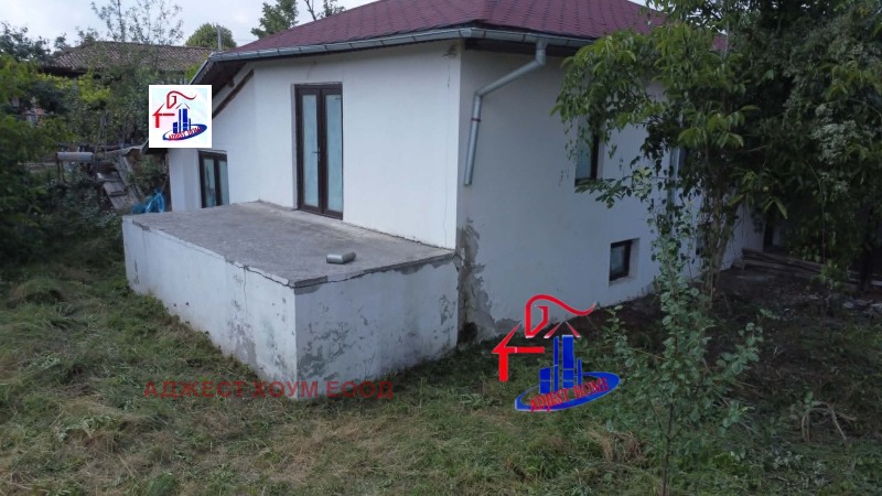 Продава КЪЩА, област Шумен, гр. Смядово • 25000 € / 48895.75 лв. • 79699355 1 — Holmes.bg Продава КЪЩА, област Шумен, гр. Смядово • 25000 € / 48895.75 лв. • 79699355 1
